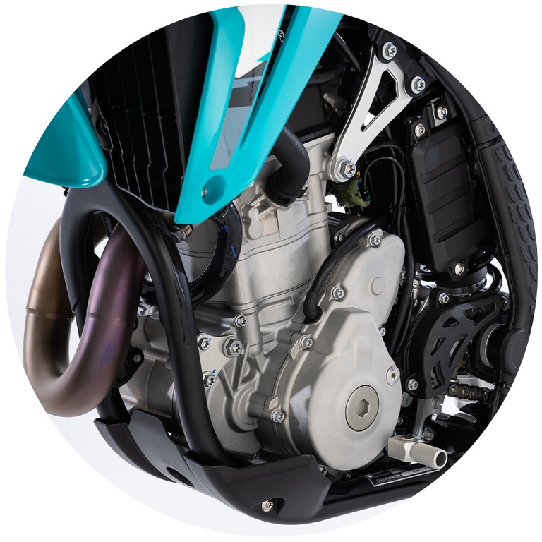 MOTOR 450 4T SOHC de alto rendimiento