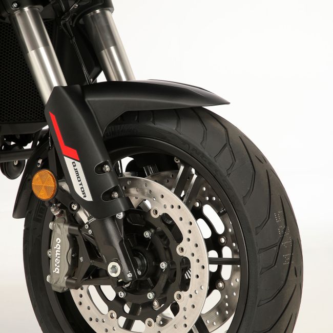 QJ Motor SRT 700 ON ROAD
